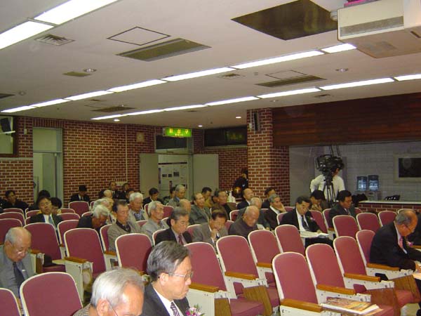 ankim02-6-56z115.jpg