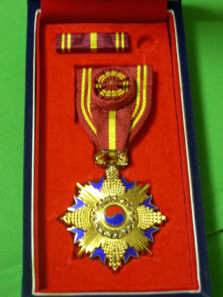 ankim04-11z469.jpg