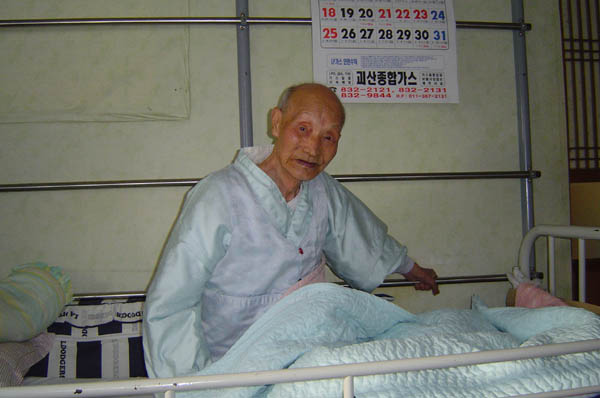 ankim04-11z536.jpg