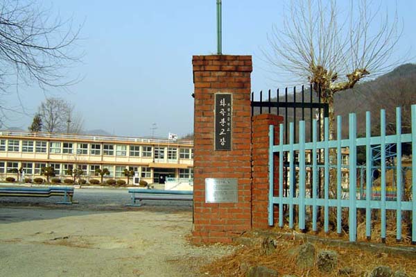 ankim04-13z87.jpg
