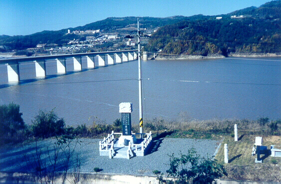 ankim04-16b.jpg