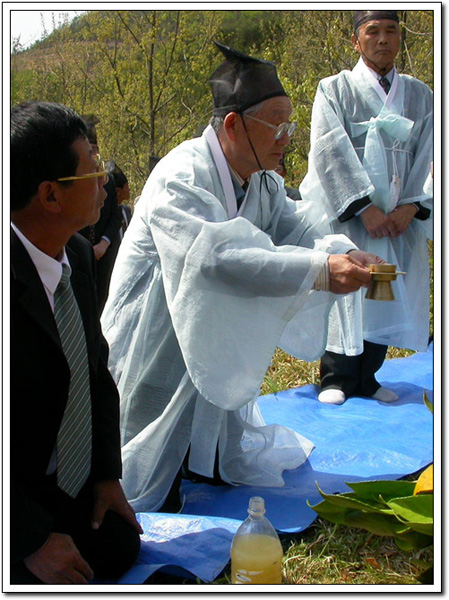 ankim04-4-215.jpg